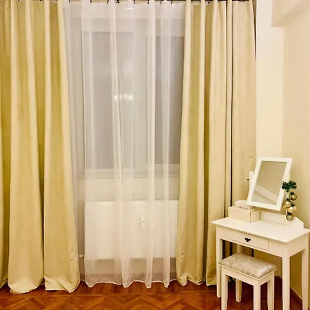 Window To The Christmas Market * Craiova