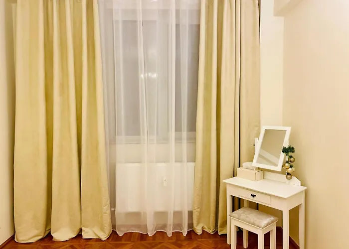 Window To The Christmas Market * Craiova